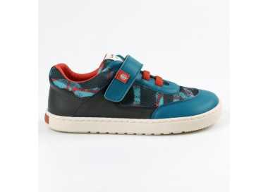 chaussures minimalistes modèle Rock Vegan, coloris blue, marque Tikki Shoes vu de côté